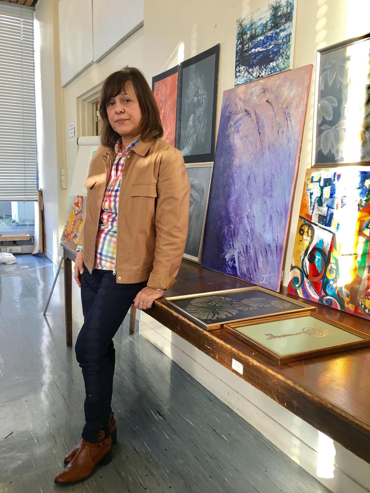 Азербайджанская художница провела мастер-класс в Париже (ФОТО)