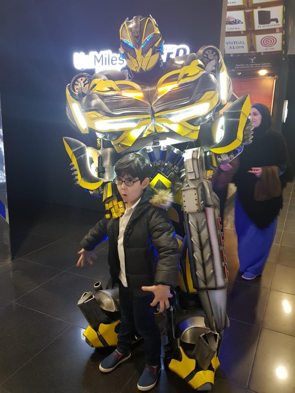 В Баку появились девушки-лучницы из Шервудского леса (ВИДЕО, ФОТО)