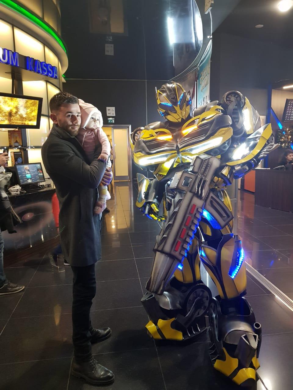 В Баку появились девушки-лучницы из Шервудского леса (ВИДЕО, ФОТО)