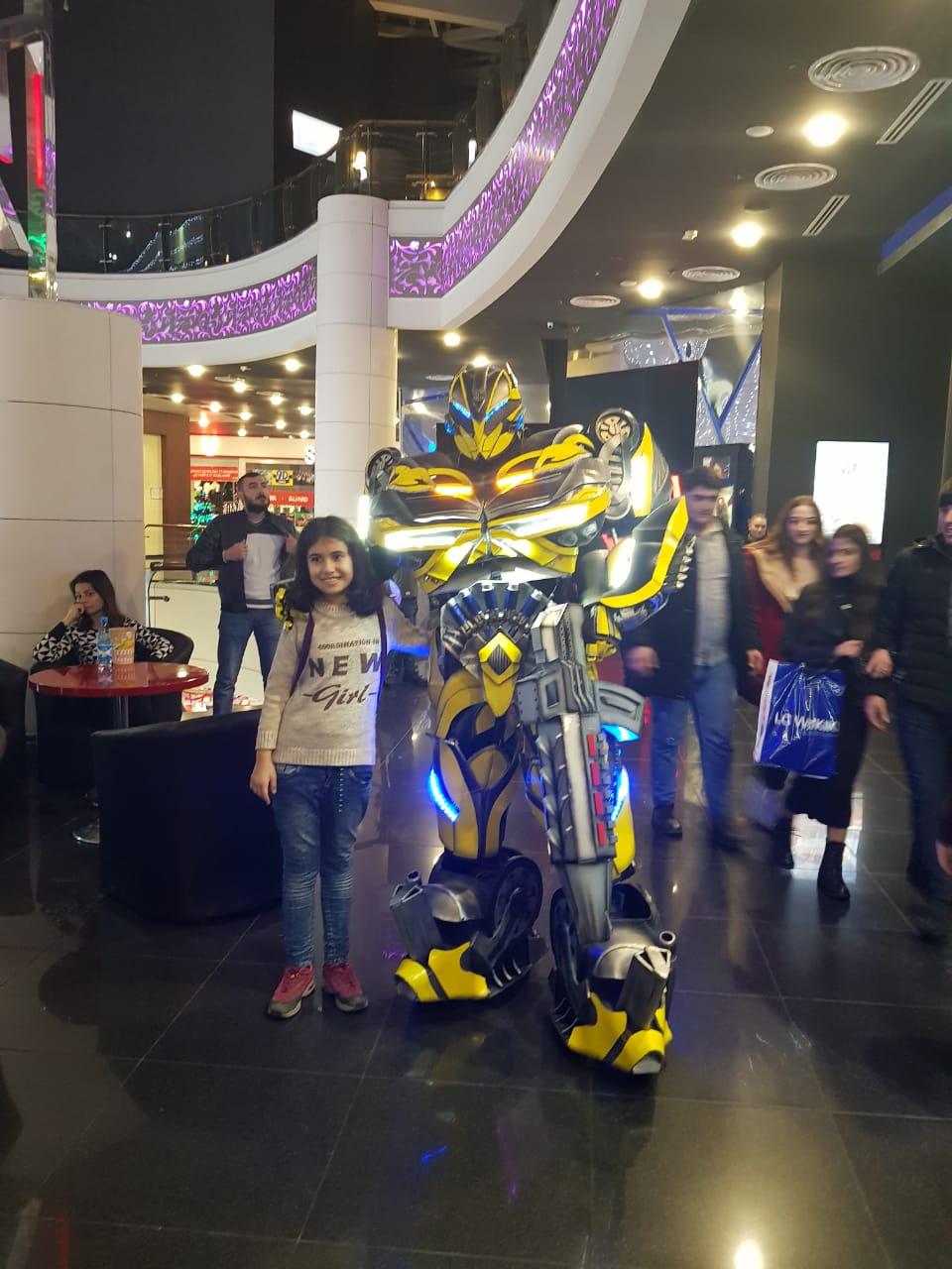 В Баку появились девушки-лучницы из Шервудского леса (ВИДЕО, ФОТО)