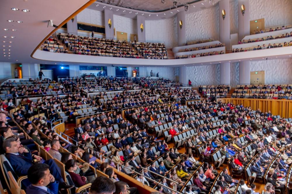 При организации Фонда Гейдара Алиева в Пекине прошел азербайджано-китайский концерт дружбы (ФОТО)