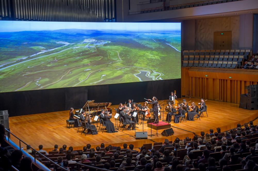 При организации Фонда Гейдара Алиева в Пекине прошел азербайджано-китайский концерт дружбы (ФОТО)