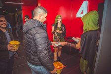 В Баку появились девушки-лучницы из Шервудского леса (ВИДЕО, ФОТО)