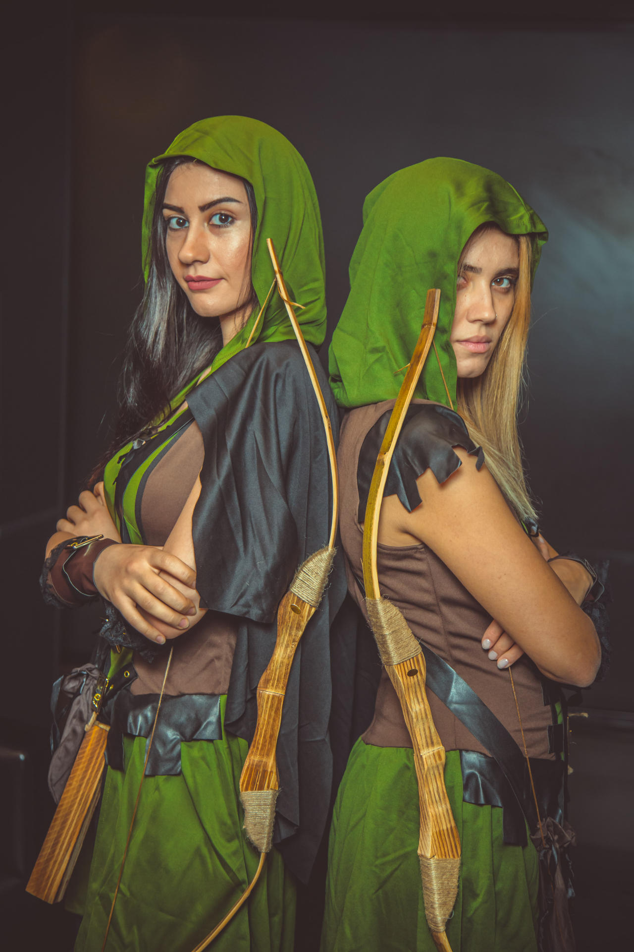 В Баку появились девушки-лучницы из Шервудского леса (ВИДЕО, ФОТО)