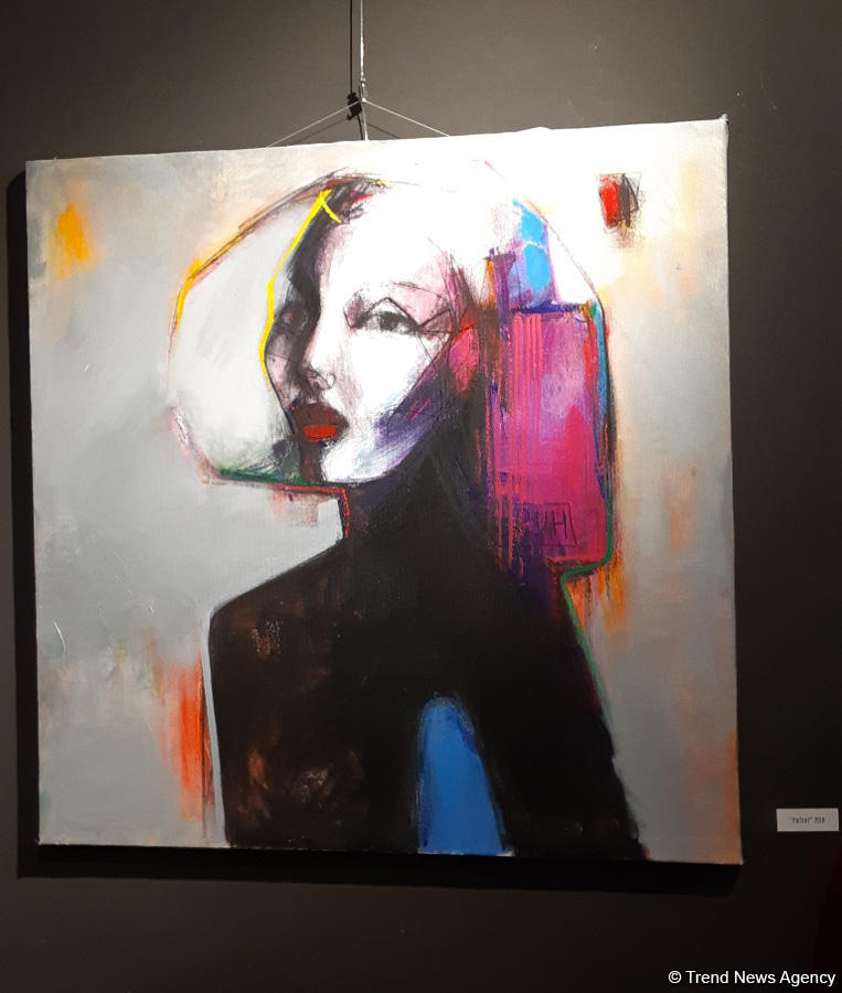 Душа и лучики солнца: выставка работ  Рухуллы Гасанзаде (ФОТО)