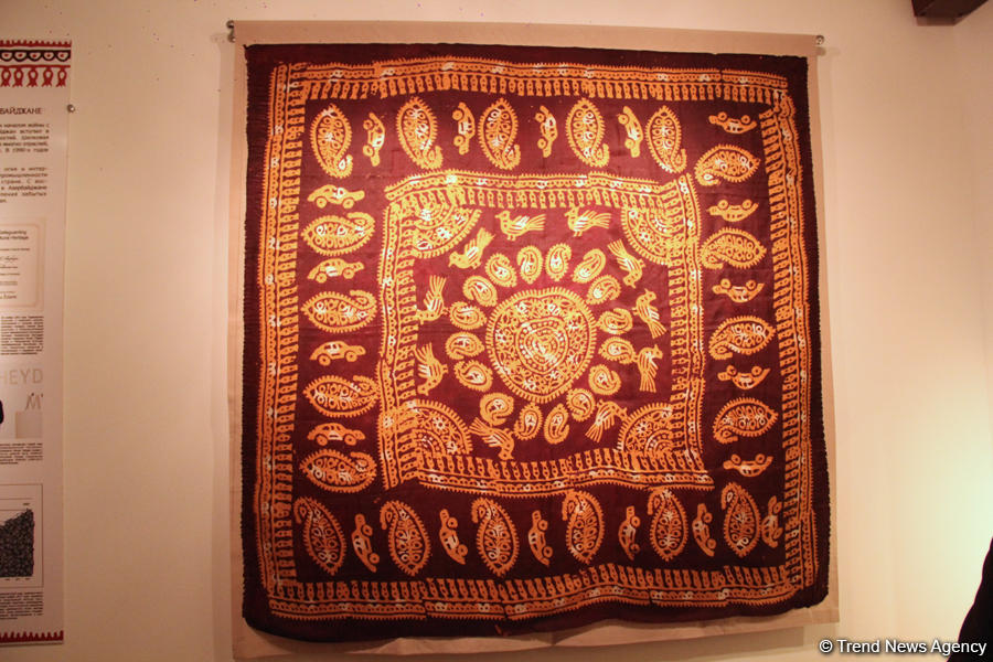 В Баку открылась экспозиция старинных кялагаи – вчера, сегодня, завтра (ФОТО)