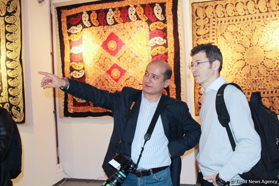 В Баку открылась экспозиция старинных кялагаи – вчера, сегодня, завтра (ФОТО)