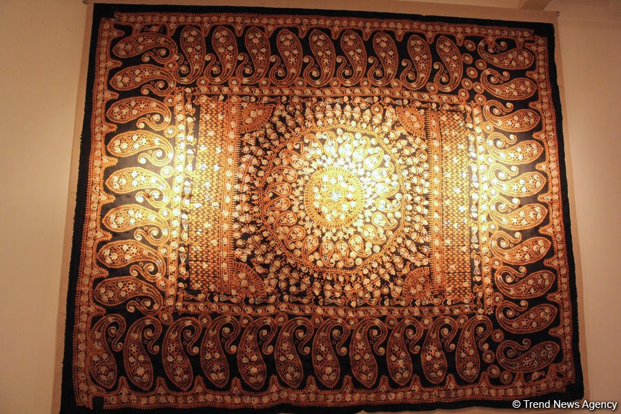 В Баку открылась экспозиция старинных кялагаи – вчера, сегодня, завтра (ФОТО)