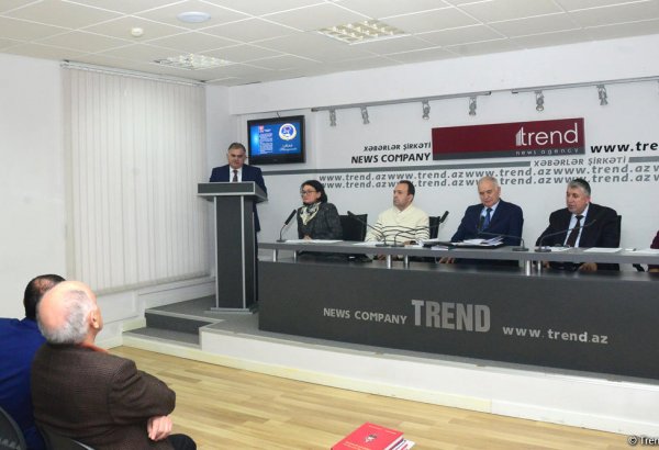 В пресс-центре АМИ Trend состоялась презентация книги «Школа самопожертвования. Мехти Гусейнзаде» (ФОТО)