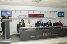 В пресс-центре АМИ Trend состоялась презентация книги «Школа самопожертвования. Мехти Гусейнзаде» (ФОТО)