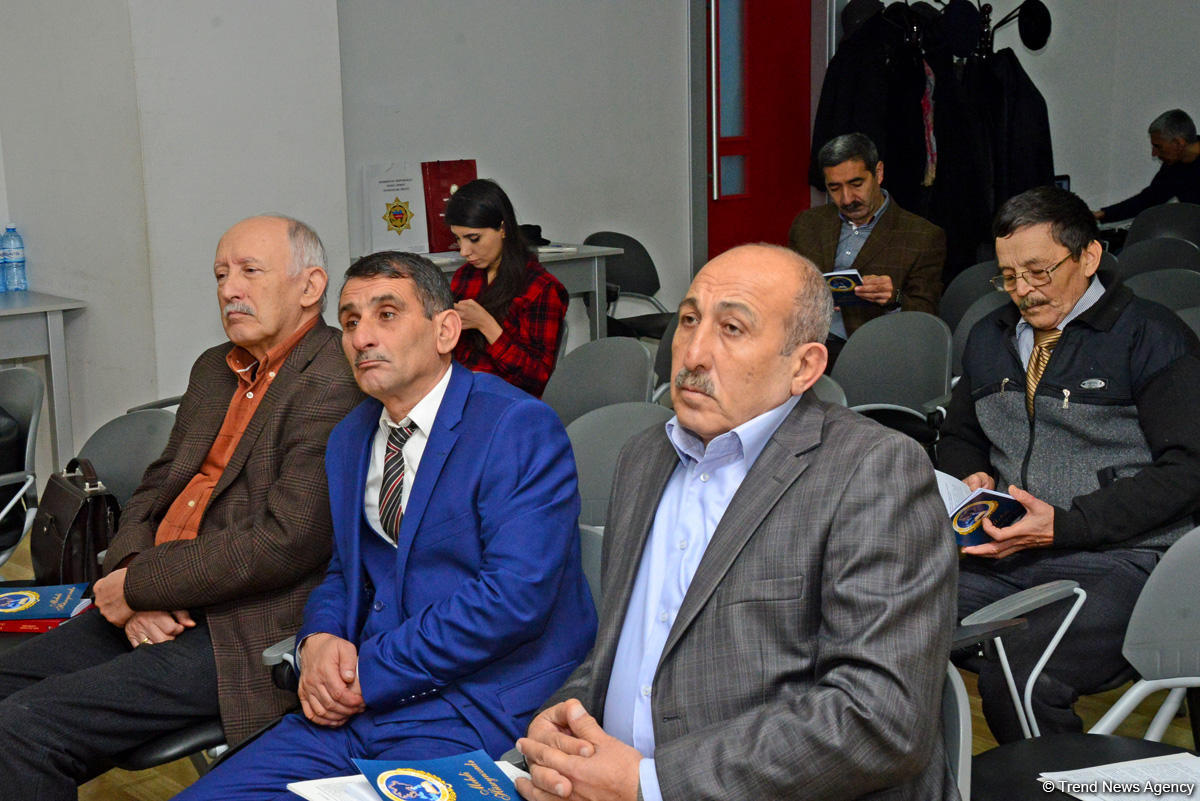 В пресс-центре АМИ Trend состоялась презентация книги «Школа самопожертвования. Мехти Гусейнзаде» (ФОТО)