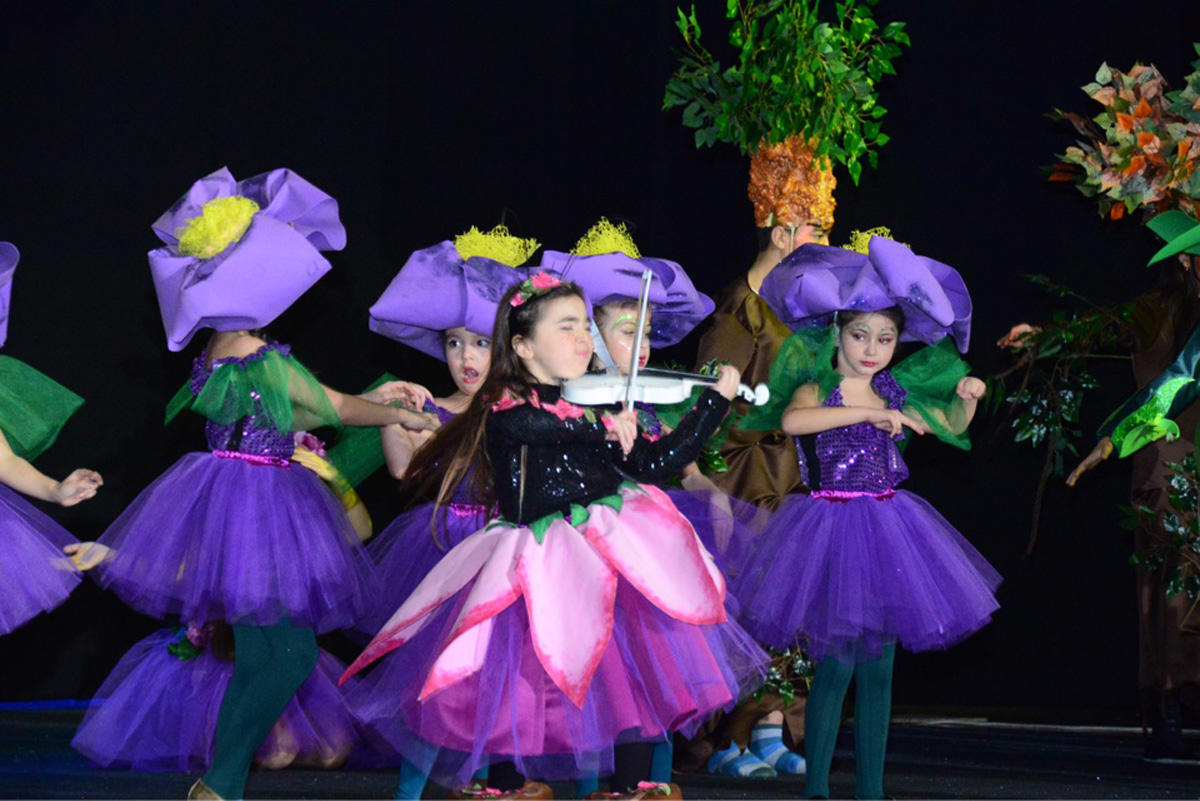 В Культурном центре СГБ представлен детский спектакль о приключениях Тыг-тыг ханым (ФОТО)