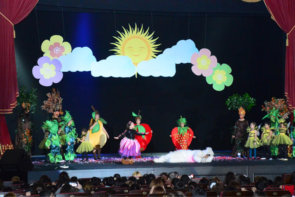 В Культурном центре СГБ представлен детский спектакль о приключениях Тыг-тыг ханым (ФОТО)