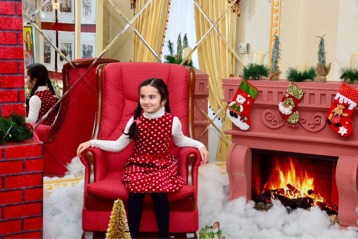 В Культурном центре СГБ представлен детский спектакль о приключениях Тыг-тыг ханым (ФОТО)