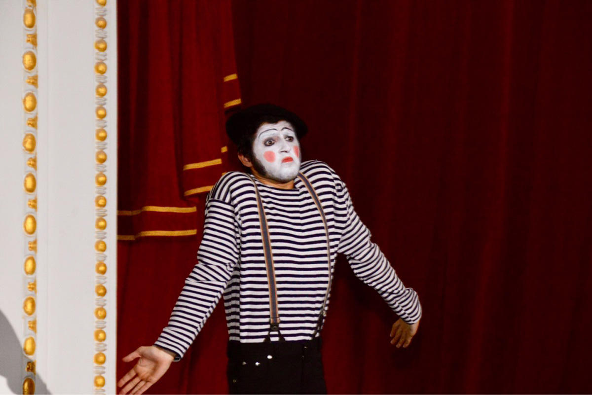 В Культурном центре СГБ представлен детский спектакль о приключениях Тыг-тыг ханым (ФОТО)