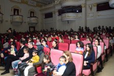 В Культурном центре СГБ представлен детский спектакль о приключениях Тыг-тыг ханым (ФОТО)