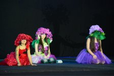 В Культурном центре СГБ представлен детский спектакль о приключениях Тыг-тыг ханым (ФОТО)