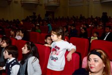 В Культурном центре СГБ представлен детский спектакль о приключениях Тыг-тыг ханым (ФОТО)