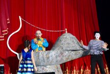 В Культурном центре СГБ представлен детский спектакль о приключениях Тыг-тыг ханым (ФОТО)