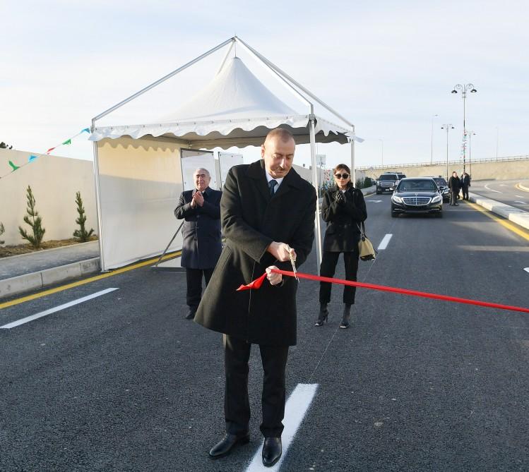 Президент Ильхам Алиев и Первая леди Мехрибан Алиева приняли участие в открытии Ясамальского жилого комплекса (ФОТО)