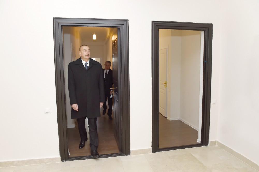 Президент Ильхам Алиев и Первая леди Мехрибан Алиева приняли участие в открытии Ясамальского жилого комплекса (ФОТО)