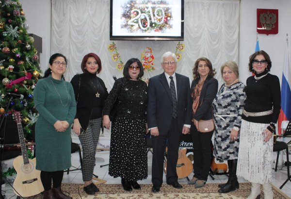 Новогодняя встреча с азербайджанскими учителями (ФОТО)