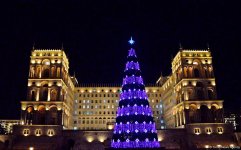 Баку в праздничном убранстве (Фотосессия)