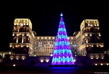 Баку в праздничном убранстве (Фотосессия)