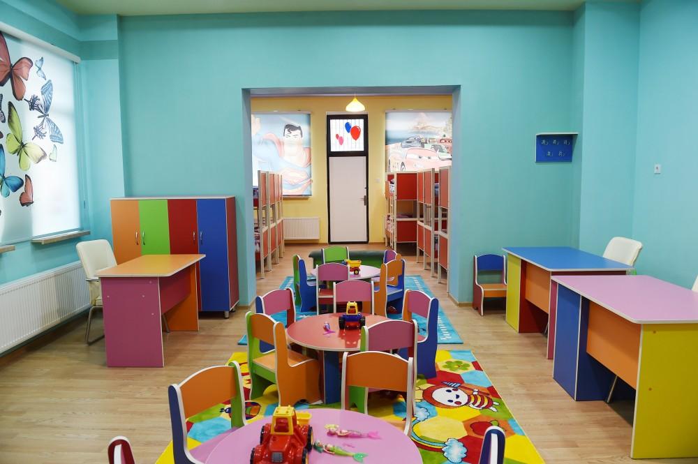 Президент Ильхам Алиев и Первая леди Мехрибан Алиева приняли участие в открытии комплекса жилых зданий для беженцев и вынужденных переселенцев в Сумгайыте (ФОТО)