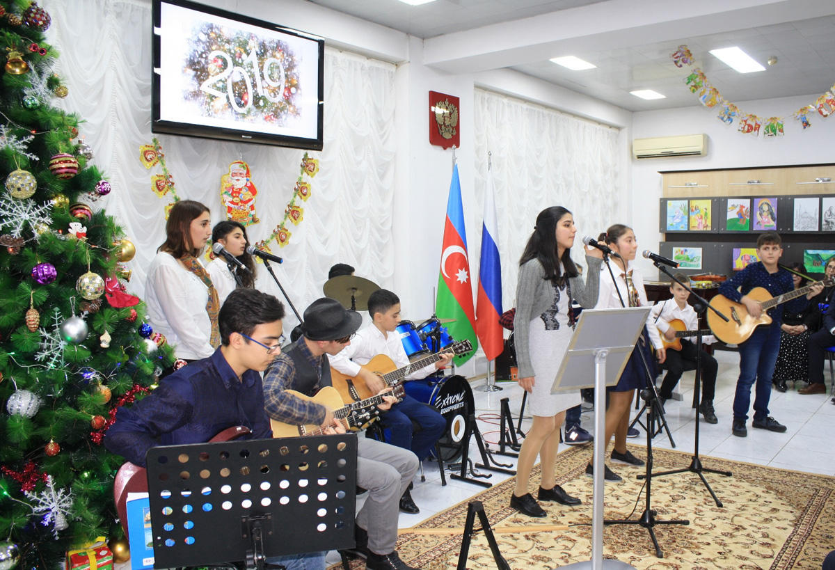 Новогодняя встреча с азербайджанскими учителями (ФОТО)