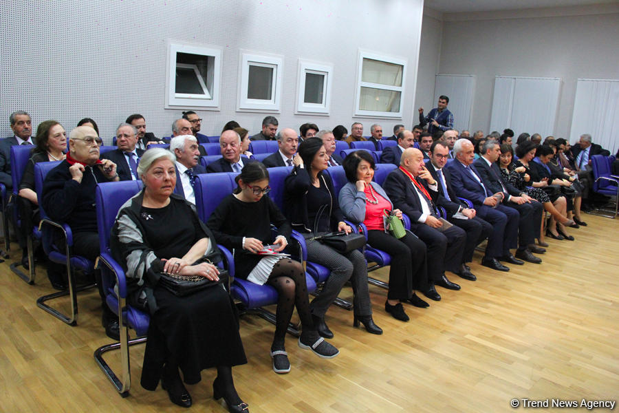 В Баку торжественно отметили юбилей заслуженного архитектора Азербайджана Эльбая Гасымзаде (ФОТО)