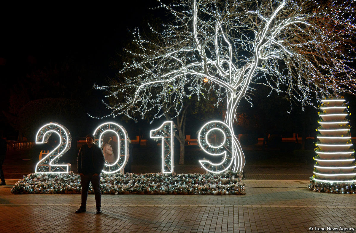Баку в праздничном убранстве (Фотосессия)