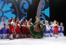 Первый вице-президент Мехрибан Алиева приняла участие в традиционном праздничном веселье для детей (ФОТО)