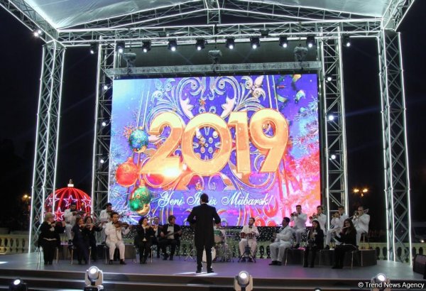 Бакинский бульвар отметил юбилей грандиозным концертом (ФОТО)