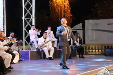 Бакинский бульвар отметил юбилей грандиозным концертом (ФОТО)