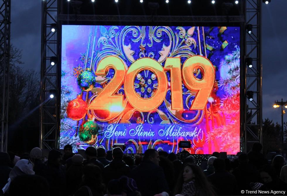 Бакинский бульвар отметил юбилей грандиозным концертом (ФОТО)