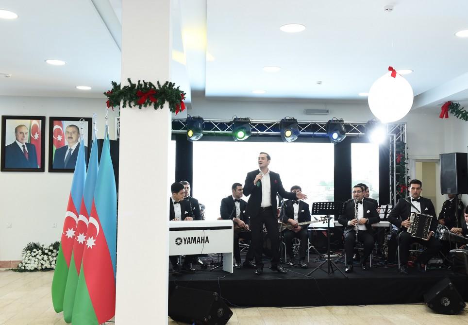 Первый вице-президент Мехрибан Алиева приняла участие в праздничном мероприятии в воинской части СГБ (ФОТО) (версия 3)