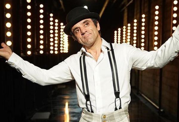 Циркач из США обратился к азербайджанцам и показал свои трюки (ВИДЕО)