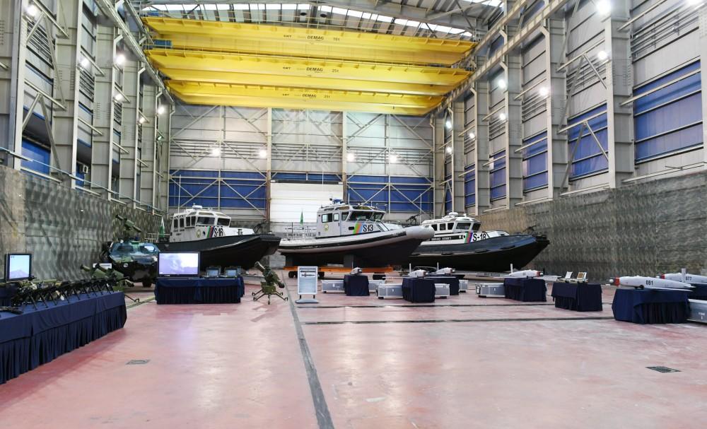 Президент Ильхам Алиев ознакомился с новым пограничным сторожевым кораблем типа “Туфан” (ФОТО)