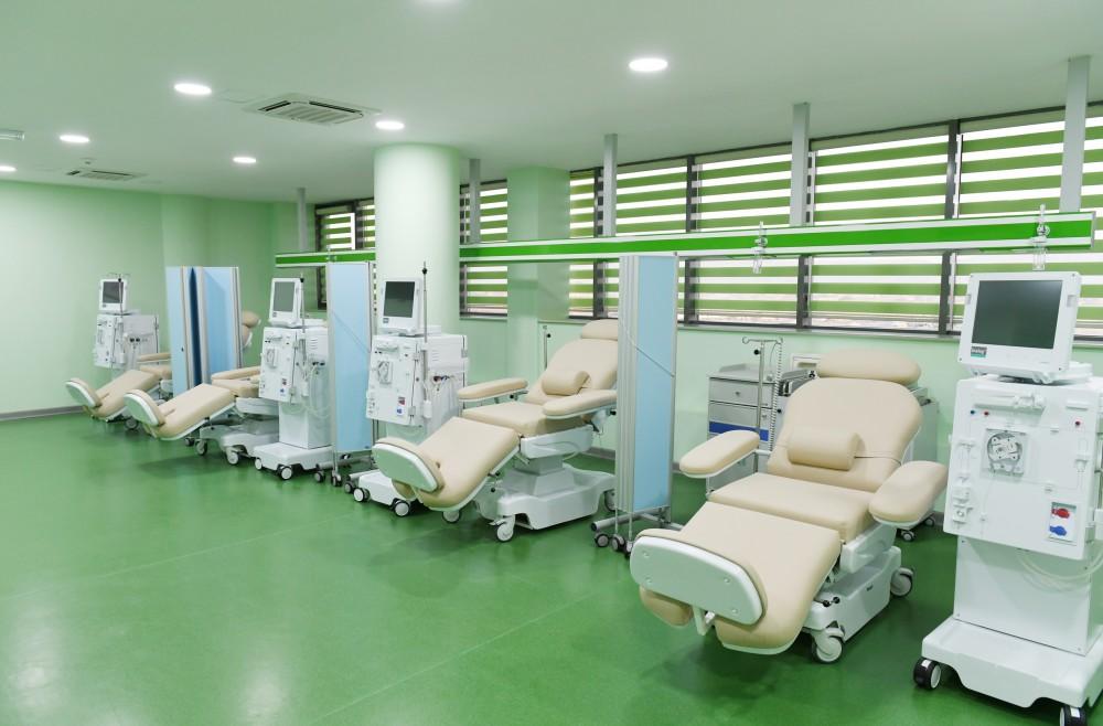 Президент Ильхам Алиев и Первая леди Мехрибан Алиева приняли участие в открытии новой больницы в бакинском поселке Гобустан (ФОТО)