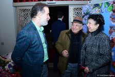 Праздник искусства: в Баку открылась выставка Фидан Алиевой "Жажда жизни" (ФОТО)