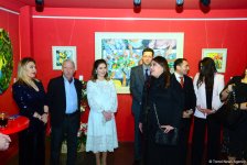 Праздник искусства: в Баку открылась выставка Фидан Алиевой "Жажда жизни" (ФОТО)