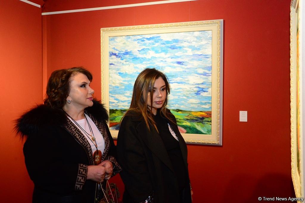 Праздник искусства: в Баку открылась выставка Фидан Алиевой "Жажда жизни" (ФОТО)