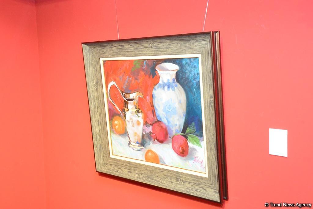 Праздник искусства: в Баку открылась выставка Фидан Алиевой "Жажда жизни" (ФОТО)