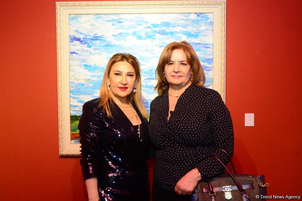 Праздник искусства: в Баку открылась выставка Фидан Алиевой "Жажда жизни" (ФОТО)
