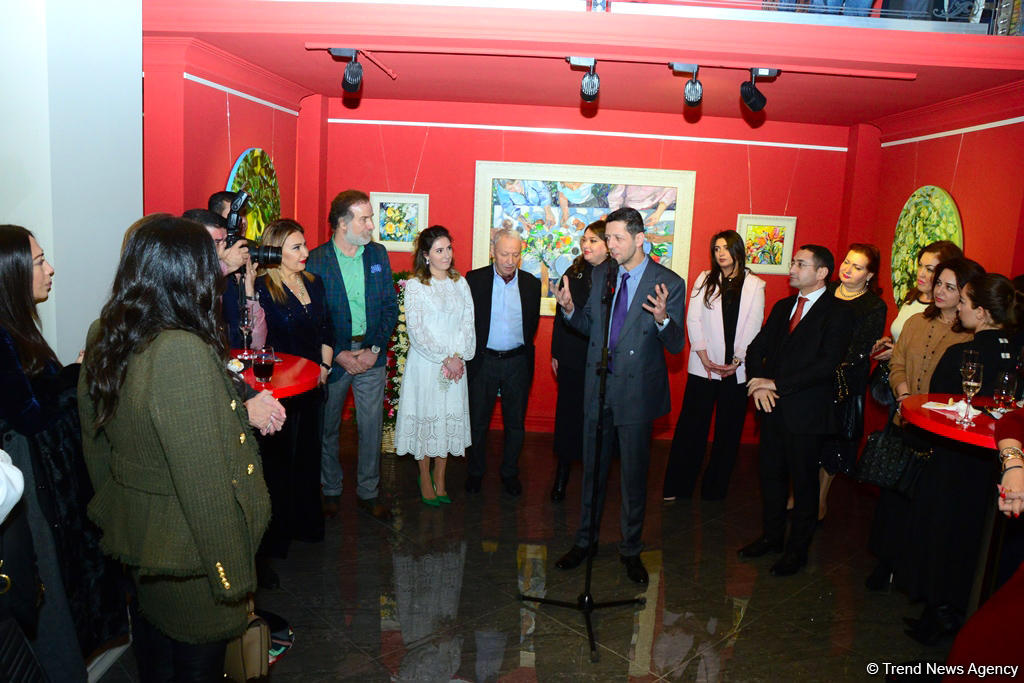 Праздник искусства: в Баку открылась выставка Фидан Алиевой "Жажда жизни" (ФОТО)