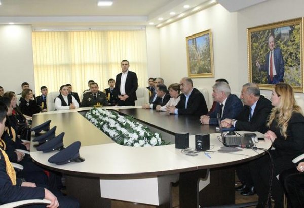 В Баку представлен фильм "Alı Zirvəsi" о герое-журналисте (ФОТО)