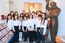 Эйюб Гулиев провел вечер с талантливыми учениками школы имени Рафига Бабаева (ВИДЕО, ФОТО)