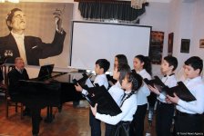 Эйюб Гулиев провел вечер с талантливыми учениками школы имени Рафига Бабаева (ВИДЕО, ФОТО)