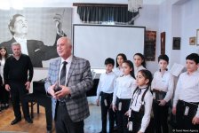 Эйюб Гулиев провел вечер с талантливыми учениками школы имени Рафига Бабаева (ВИДЕО, ФОТО)